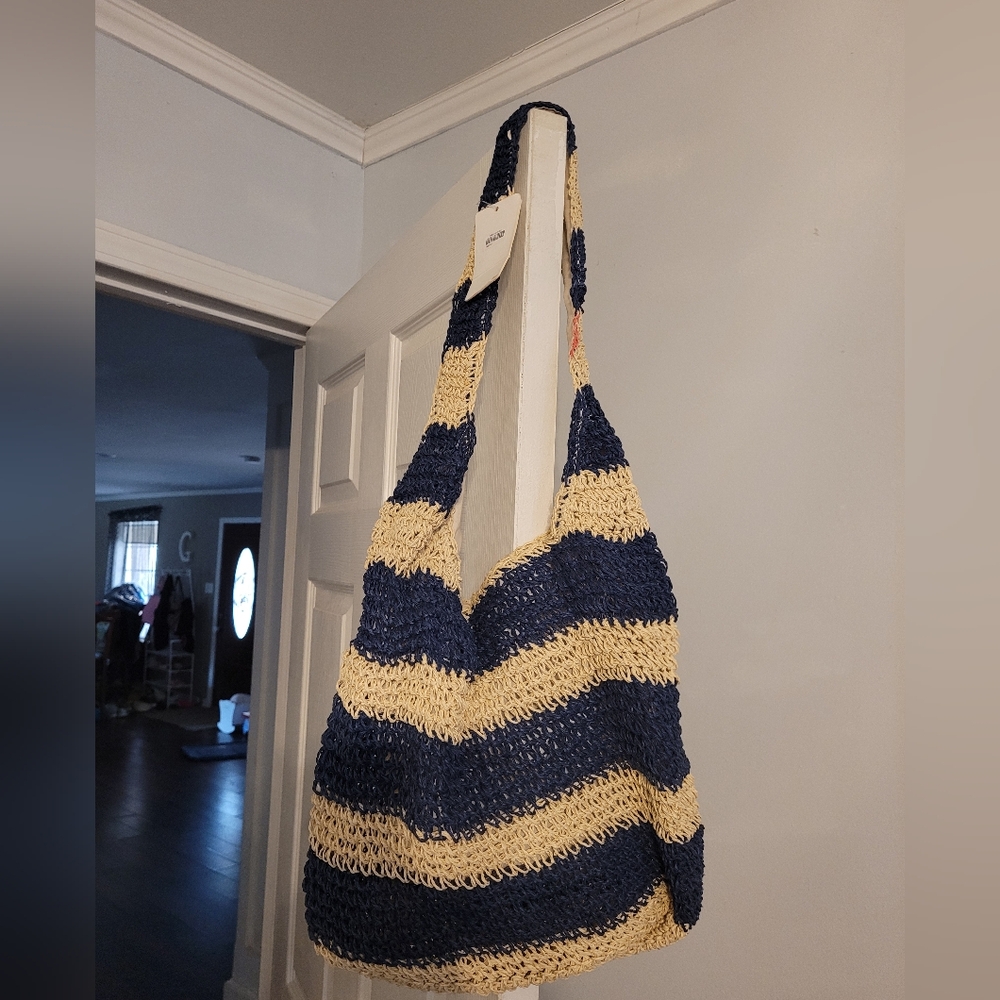 💚CLEARANCE💚 NWT Bon Voyage shopping travel beach bag